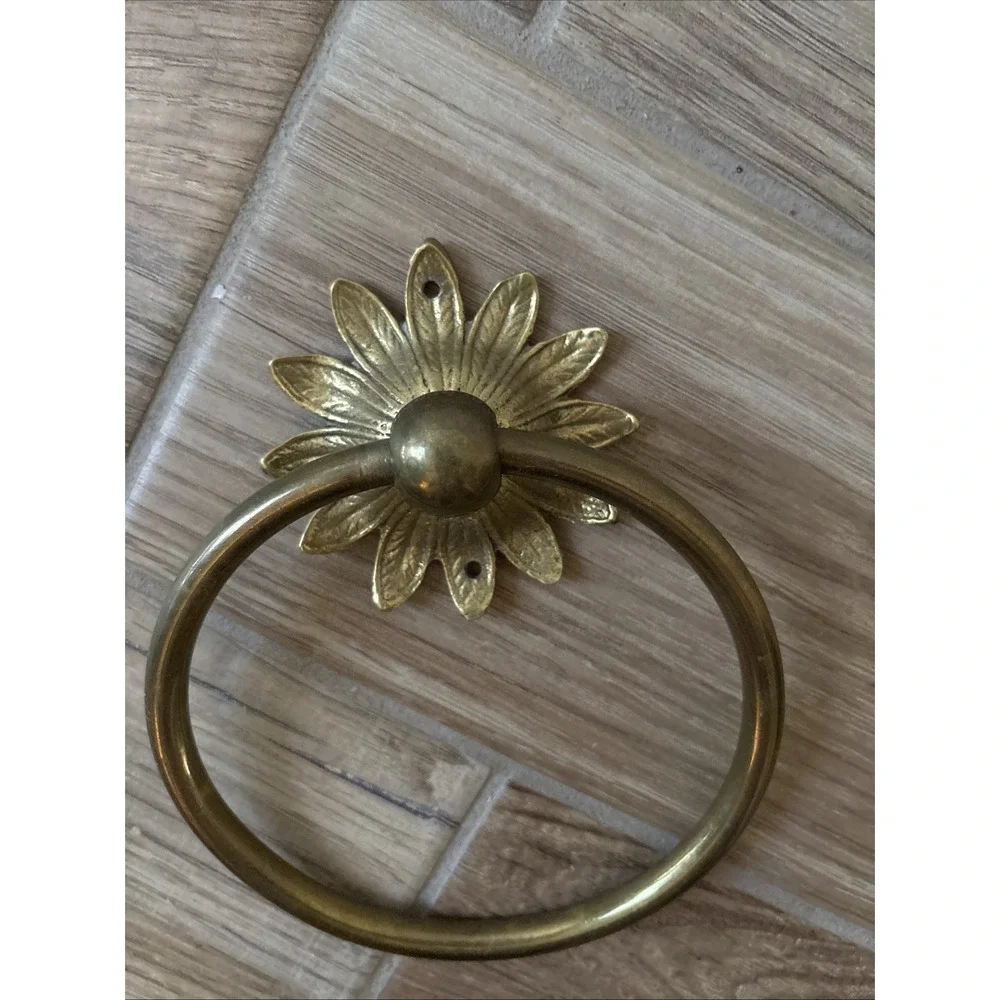 Brass Napkin Towel Ring Mcm Flower Pattern Base Vintage Wall Mount Home Decor